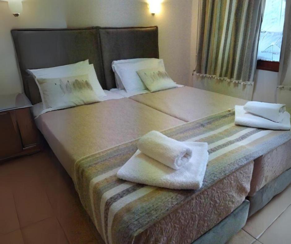Menelaos Apartments ليفوكاسترو المظهر الخارجي الصورة