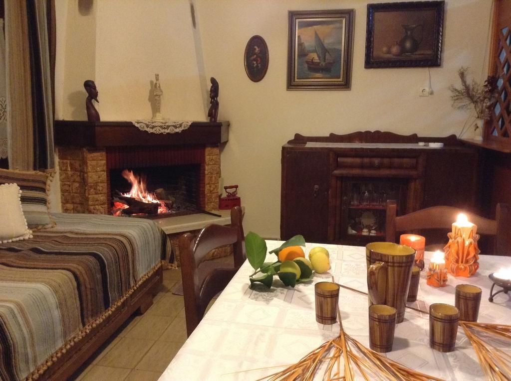 Menelaos Apartments ليفوكاسترو المظهر الخارجي الصورة