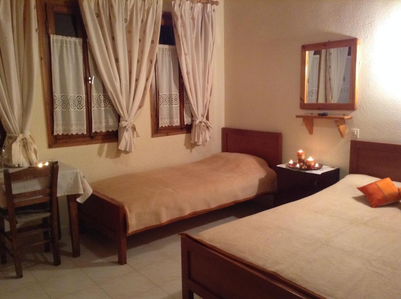 Menelaos Apartments ليفوكاسترو المظهر الخارجي الصورة